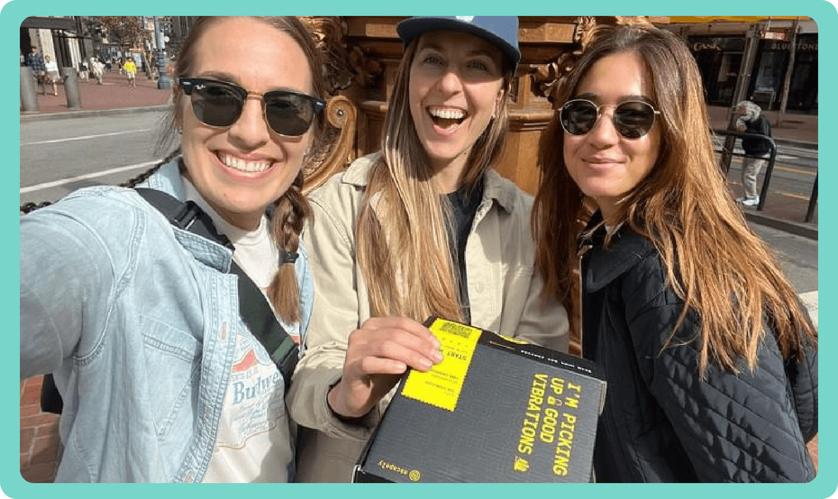 Escapely team players